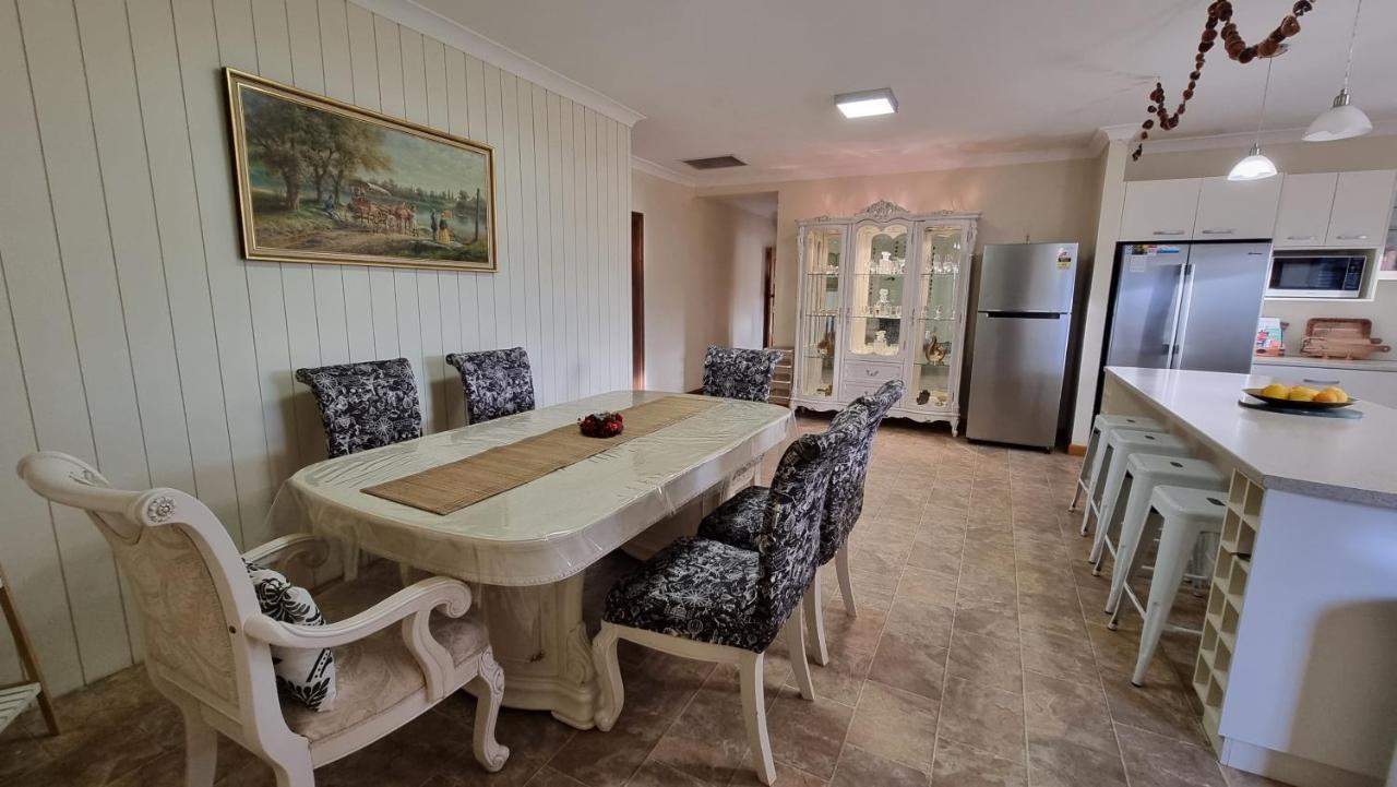 Spacious Holiday Home - Waikerie Eksteriør bilde